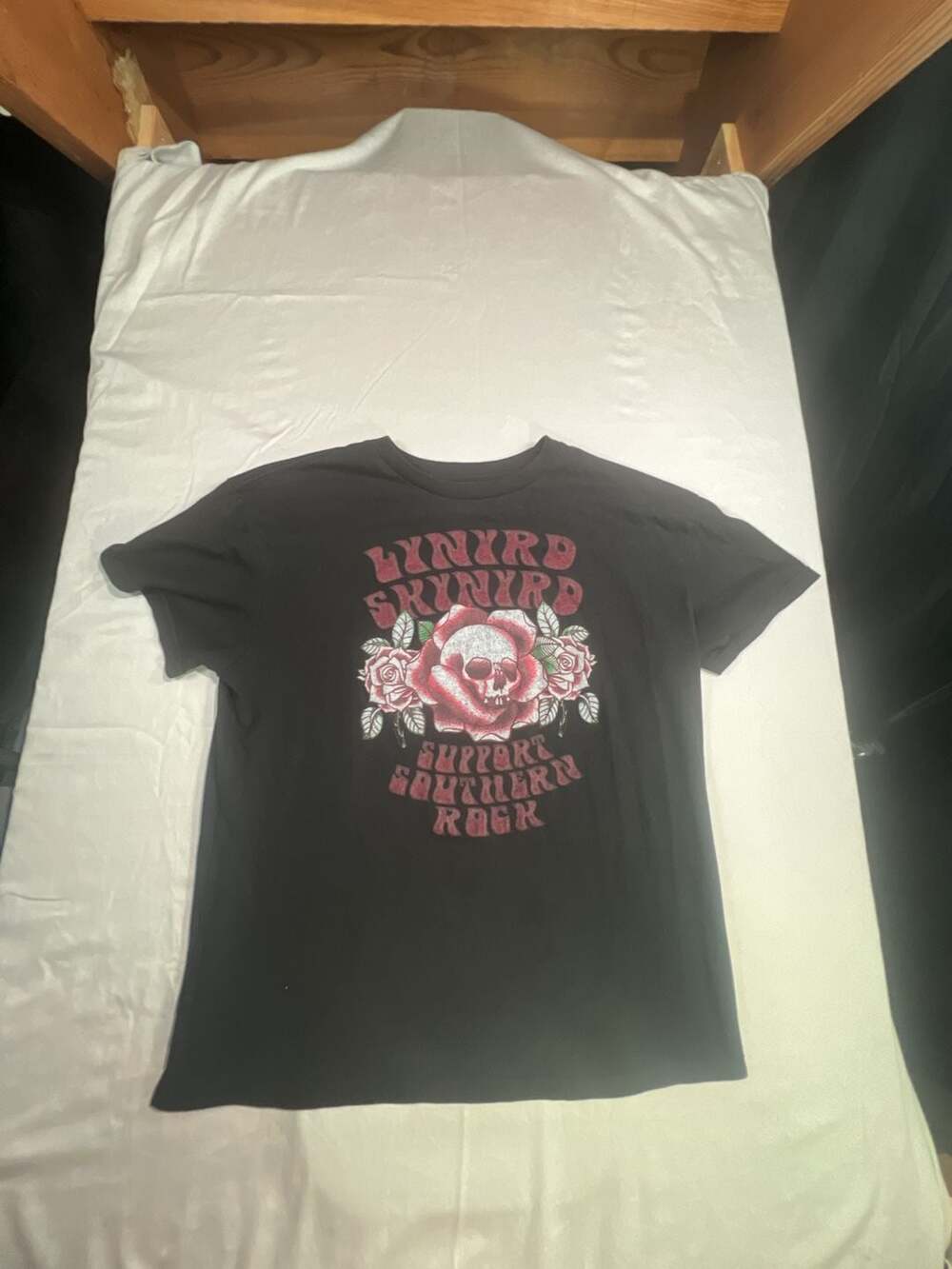 Lynyrd Skynyrd Support Southern Rock Skull Rose Graphic T-Shirt Size M